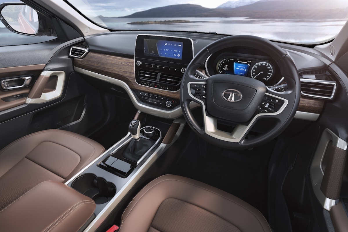 Tata Harrier: The Stylish SUV with 167 BHP Power, Premium Comfort and Smart Pricing