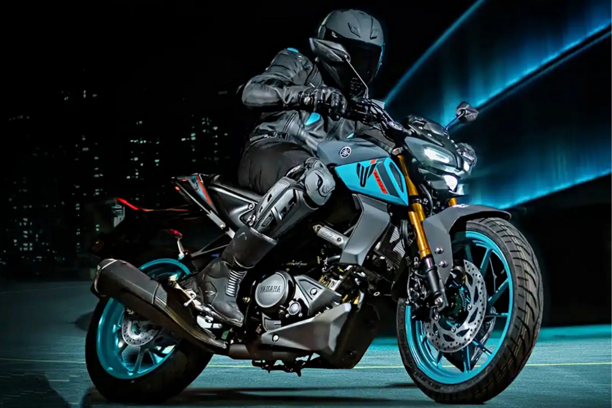 Yamaha MT 15 V2 Review: 155cc Beast with 45.5 kmpl Mileage and Striking Looks Under ₹1.70 Lakh