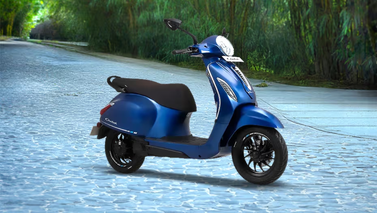 Bajaj Chetak Electric Scooter: Classic Design Meets 3.1 kW Power Price Worth the Elegance