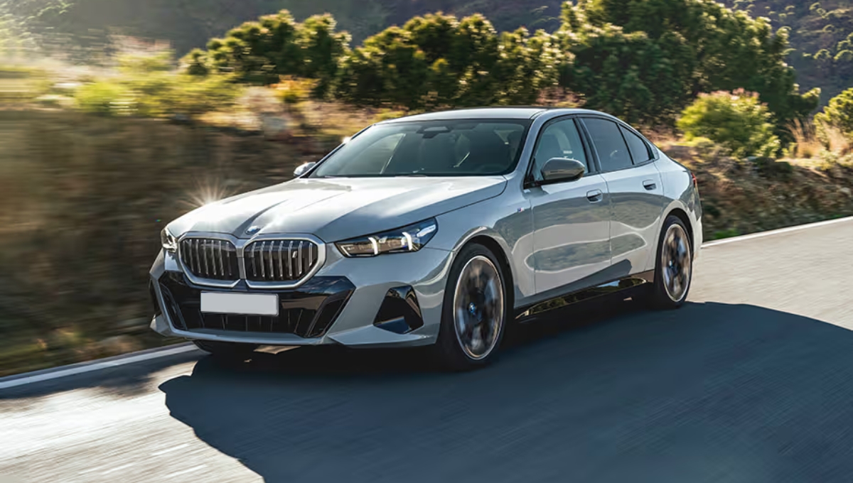 BMW 5 Series: Sedan Ultimate Comfort, 8 Airbags, 500L Boot Space and Starting Price That Surprises You