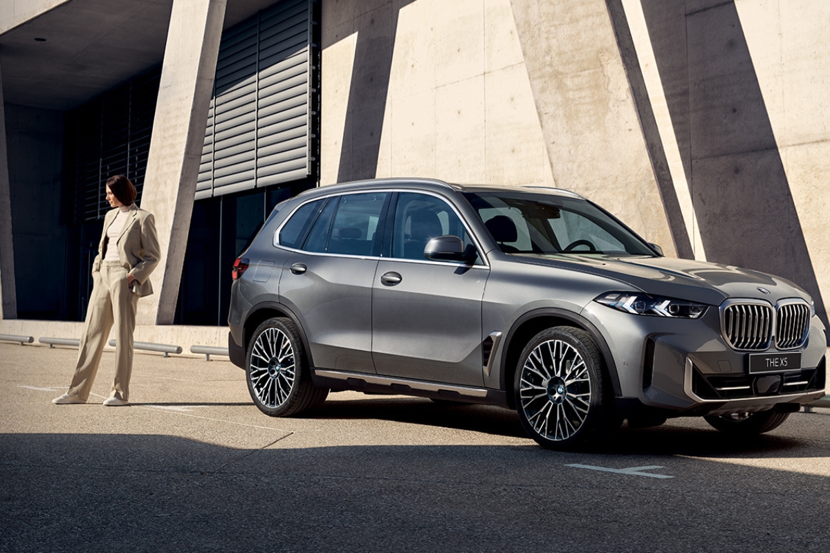 BMW X5: A 5-Seater SUV with Air Suspension, 645L Boot and All the Luxury You Deserve