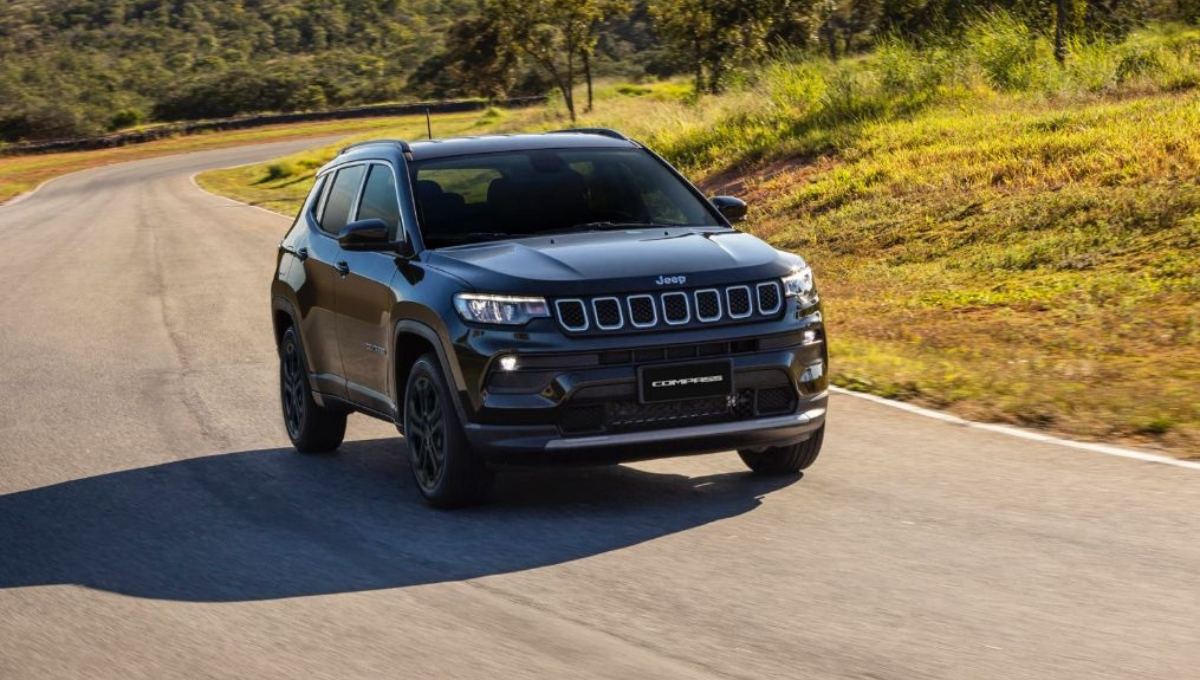 Jeep Compass 2025: Powerful Diesel Engine, Advanced Safety and Comfort Starting at ₹30 Lakh