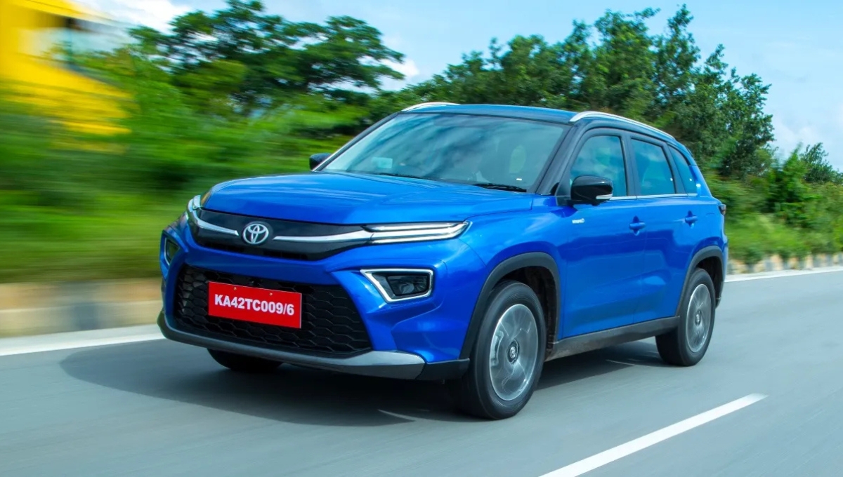 Toyota Urban Cruiser Hyryder: Premium SUV with 27.97 kmpl Mileage and Smart Hybrid Features