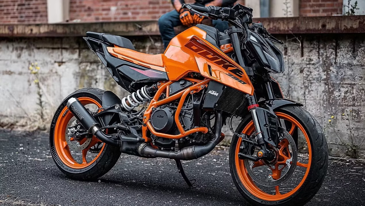 KTM 390 Duke: Unleash 45.3 bhp of Power with Premium Features, Priced for True Riders